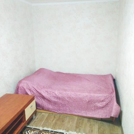 Двухкомнатная Квартира В Центре Okhtyrka エクステリア 写真